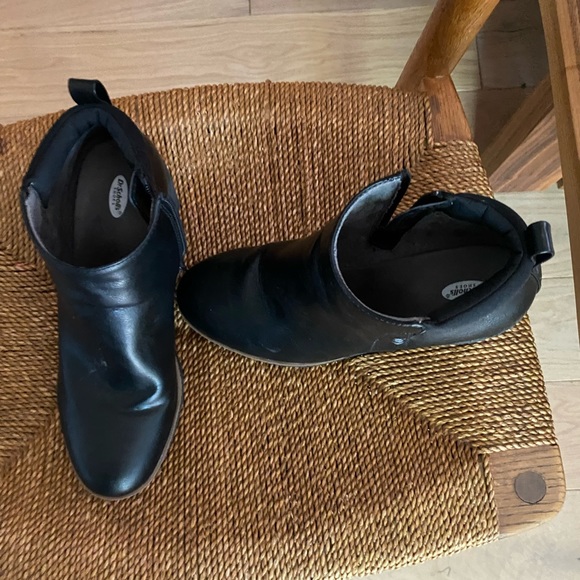 Dr. Sholls Wedge Booties. Great arch support and cute. - Picture 2 of 3